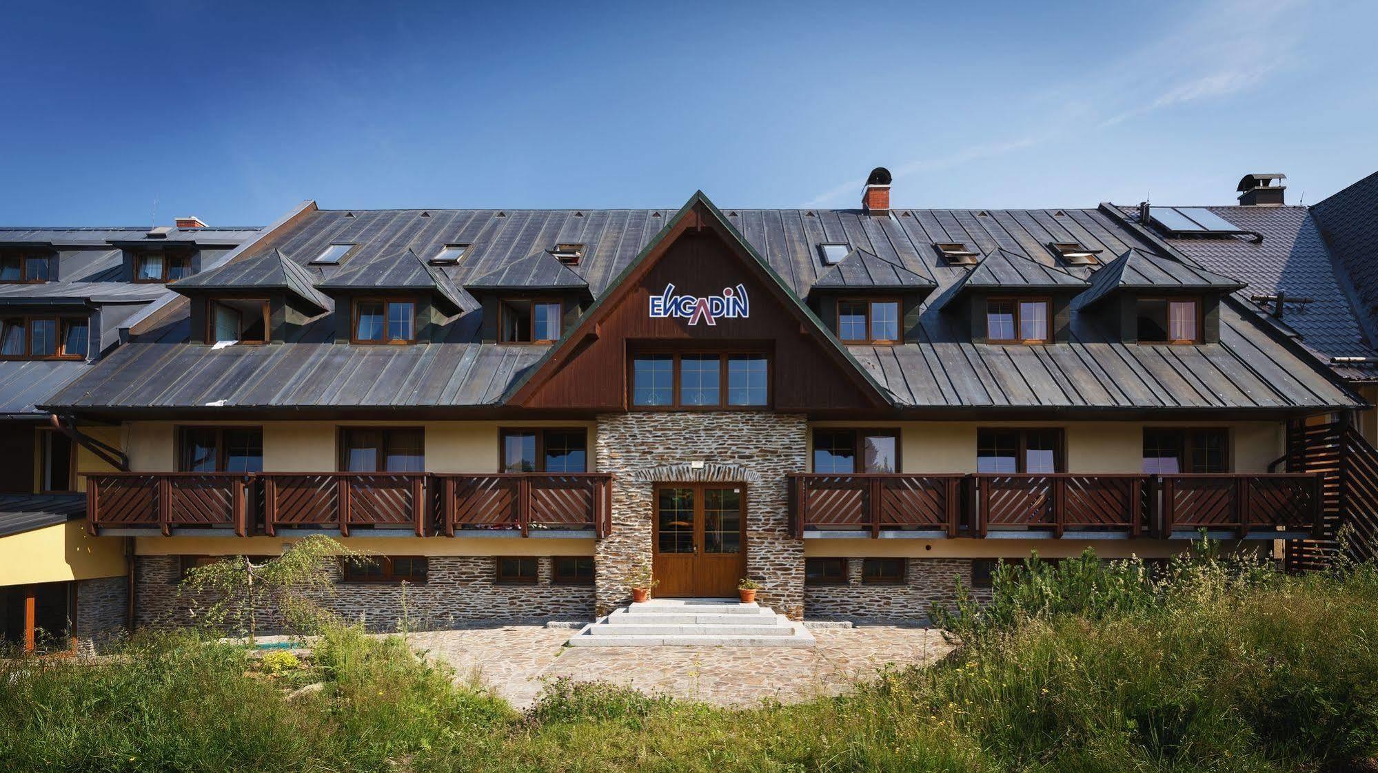 Apartmany Engadin Божи Дар Екстериор снимка